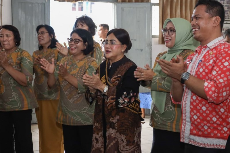 Uang Kehormatan Guru PAUD Naik, Ny Liswati Ajak Tingkatkan Kualitas Pendidikan Anak