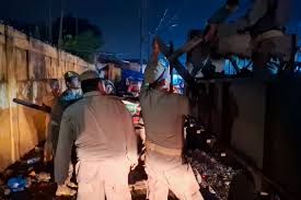 Pemko Medan Tertibkan PKL di Seputaran Pasar Simpang Limun, Penindakan Dilakukan Persuasif dan Humanis