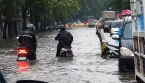 Sebanyak 35 Rumah Warga dan Ruas Jalan Daerah DKI Jakarta, Terendam Banjir