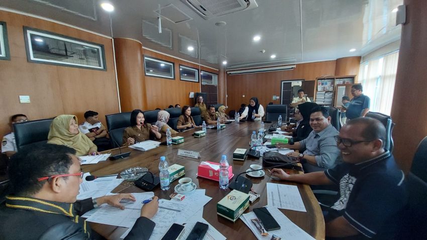 Setiap Lingkungan di Medan Miliki 1 Becak Sampah, Usulan Antonius Tumangggor Dalam Rapat