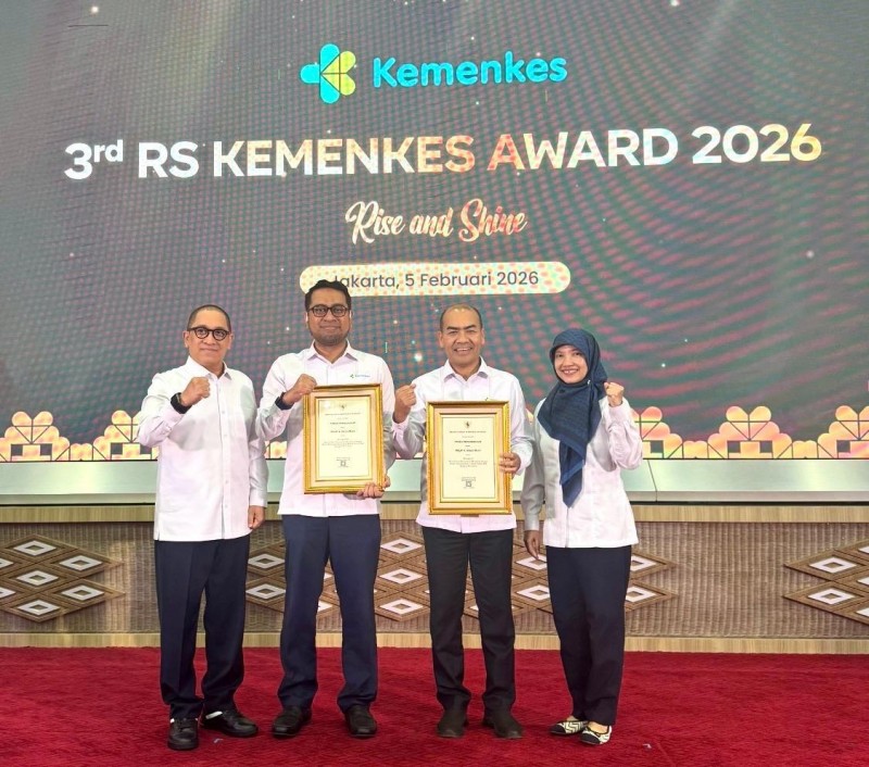 Capaian Kinerja 2025, RS Adam Malik Raih 2 Penghargaan Nasional dari Kemenkes RI