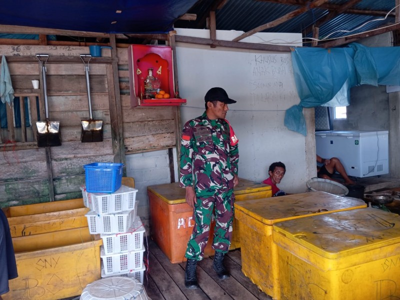 Babinsa Desa Laboh : Jaga Kelestarian Laut dan Keselamatan Sumber Daya Laut Untuk Diwariskan Kepada Anak Cucu