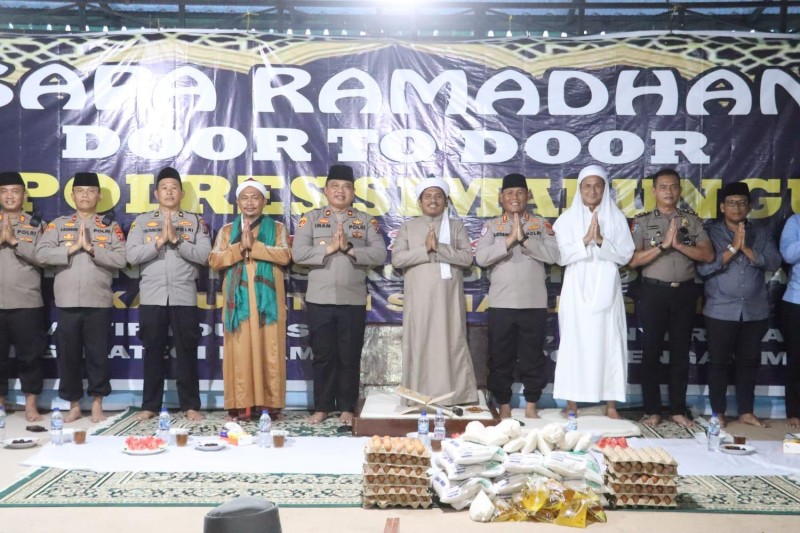 Sapa Ramadan Door to Door: Kapolres Simalungun Salurkan Bantuan untuk Pembangunan Pendidikan Tahfidz Pesulukan TGB