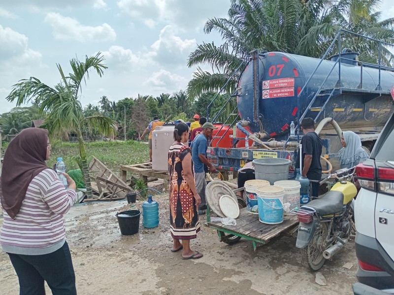 Asa untuk Aceh Tamiang, Pertamina EP Rantau Salurkan Air Bersih dan Bantuan Sembako di Puluhan Desa
