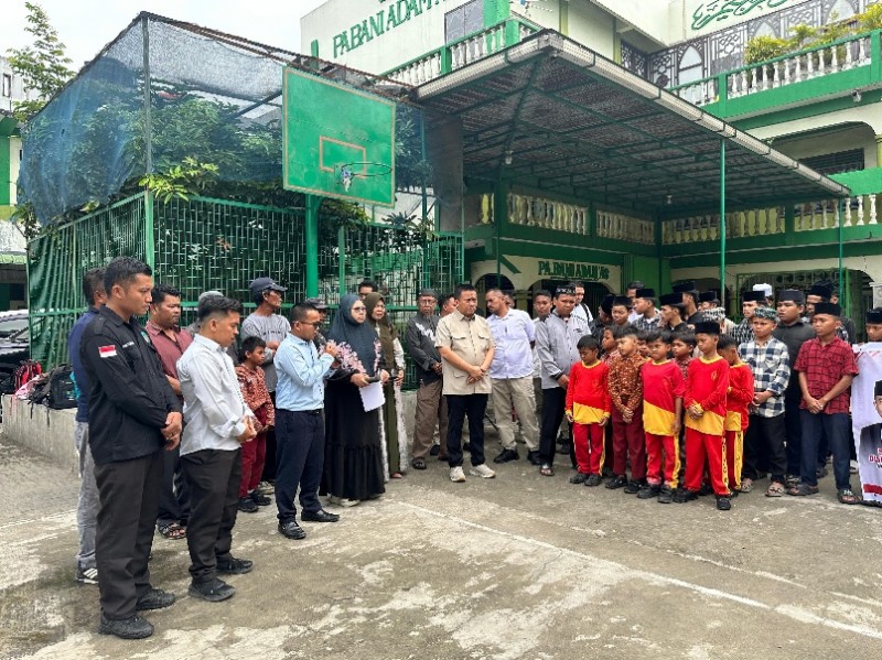 Semarak HUT ke-18 Partai Gerindra,, Zulkarnaen S.K.M Salurkan 200 Paket Sambako ke Panti Asuhan