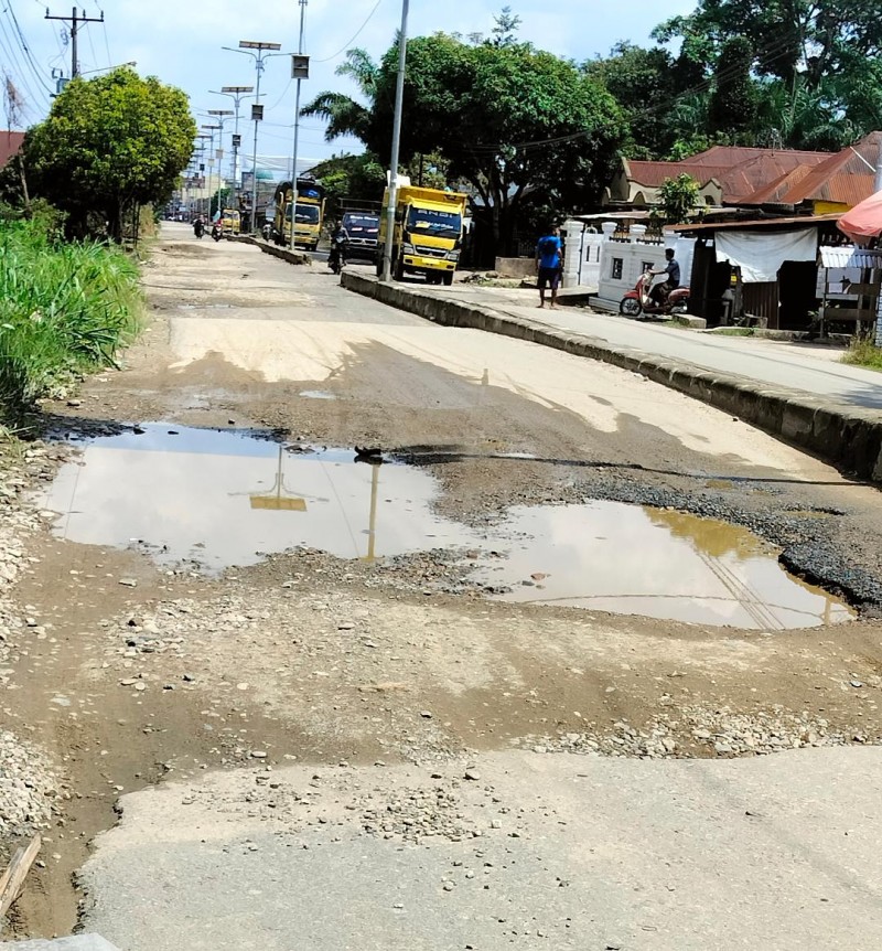 Jalan Rusak Ancaman Pidana Bagi Pemerintah