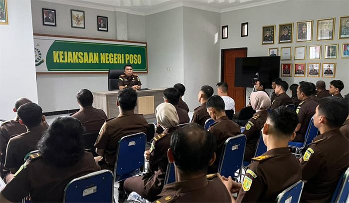 Kejari Poso Gelar Rapat Monev Pelaksanaan Menuju WBK/WBBM Tahun 2026