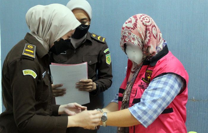 Kejari Gunungsitoli Tahan Tersangka Penyedia Terkait Dugaan Perkara Pembangunan Tembok Penahan Tanah RS Pratama Lologolu