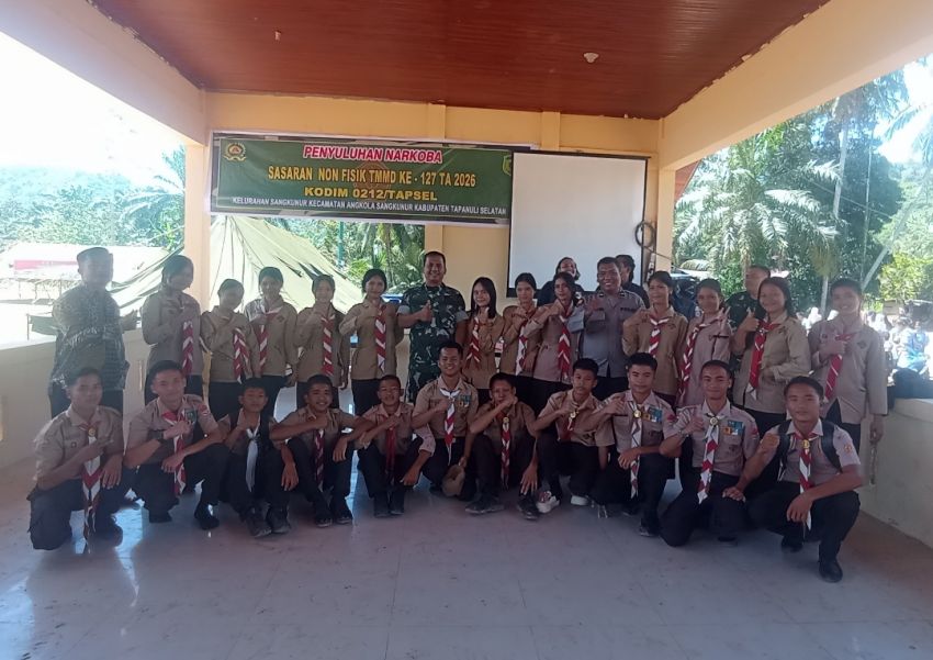 Penyuluhan Tentang Bahaya Narkoba, Satgas TMMD ke-127 Kodim 0212/ Tapsel Laksanakan Penyuluhan ke SMK 1 Angkola Sangkunur
