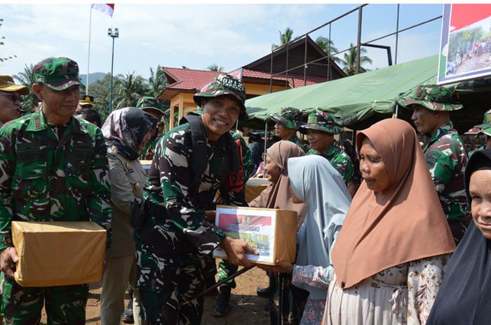 Dansatgas TMMD ke-127 Dandim 0212/TS: TMMD Tidak Hanya Fokus Pada Pembangunan Fisik, Tetapi Penguatan Sosial dan Kesejahteraan Masyarakat.