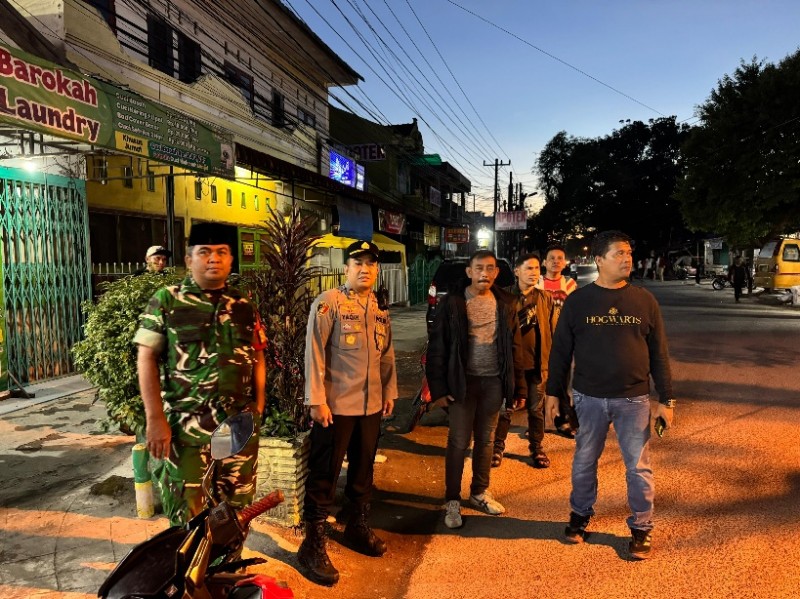 Antisipasi Gangguan Kamtibmas, Polsek Medan Area Giatkan Patroli Asmara Subuh