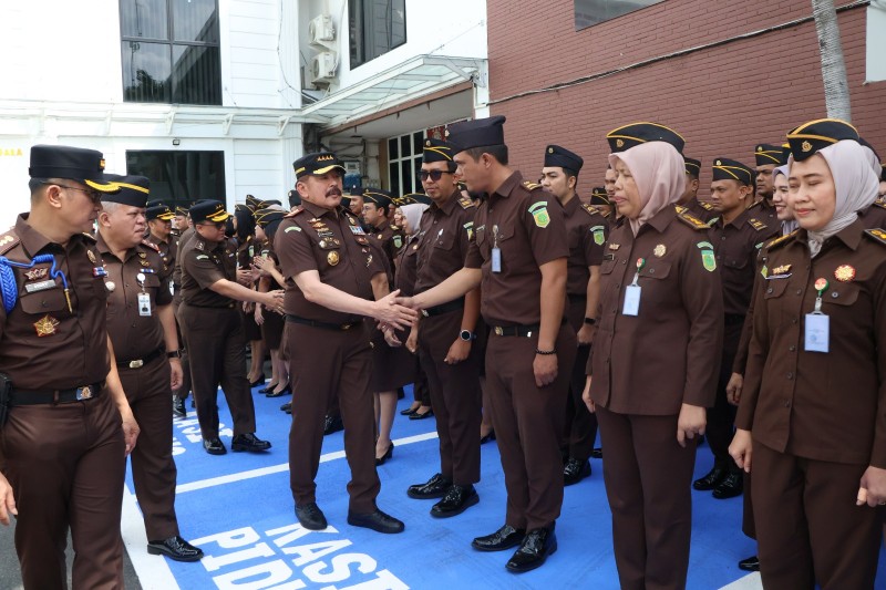 Penguatan Integritas dan Optimalisasi Kinerja: Jaksa Agung Kunjungi Kejari Medan