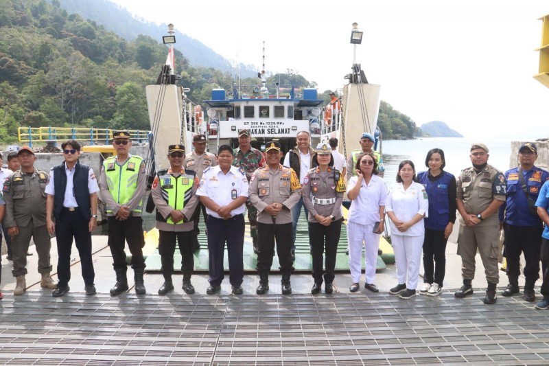 Kapolres Simalungun Terjun Langsung Tinjau Pos Pam Hingga Naiki Kapal Ferry DLDi Pelabuhan Tiga Ras
