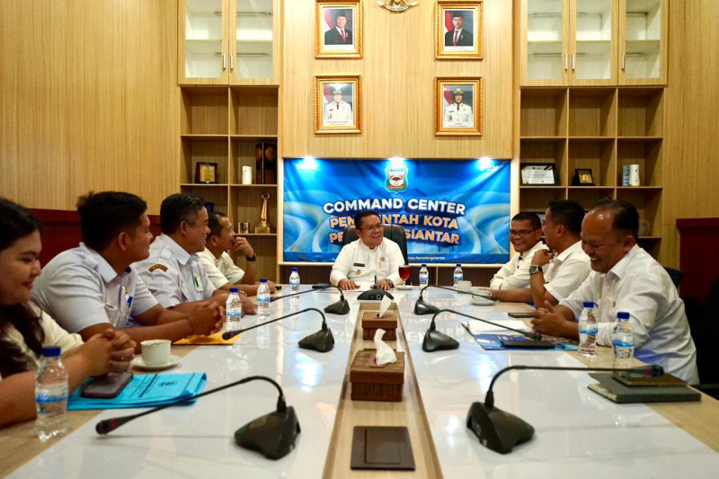 Wali Kota Wesly Silalahi Sambut Panitia Paskah Katolik Tahun 2026 di Balai Kota
