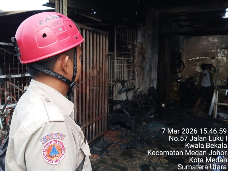 Rumah Permanen Terbakar, 2 Bangunan Terimbas, 1 Korban Terluka
