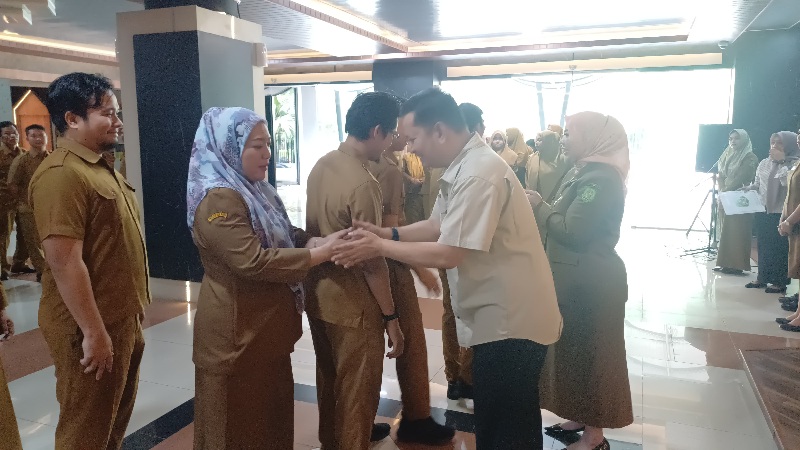 Apel Perpisahan dengan Seluruh Pegawai DPRD Medan. Ali Sipahutar : Semangat Jangan Kendor, Giatkan Kerja