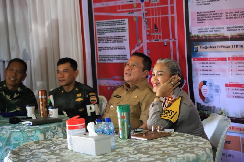 Vidcon Anev Sitkamtibmas Bersama Kapolri, Wali Kota Wesly Apresiasi Polri dan TNI