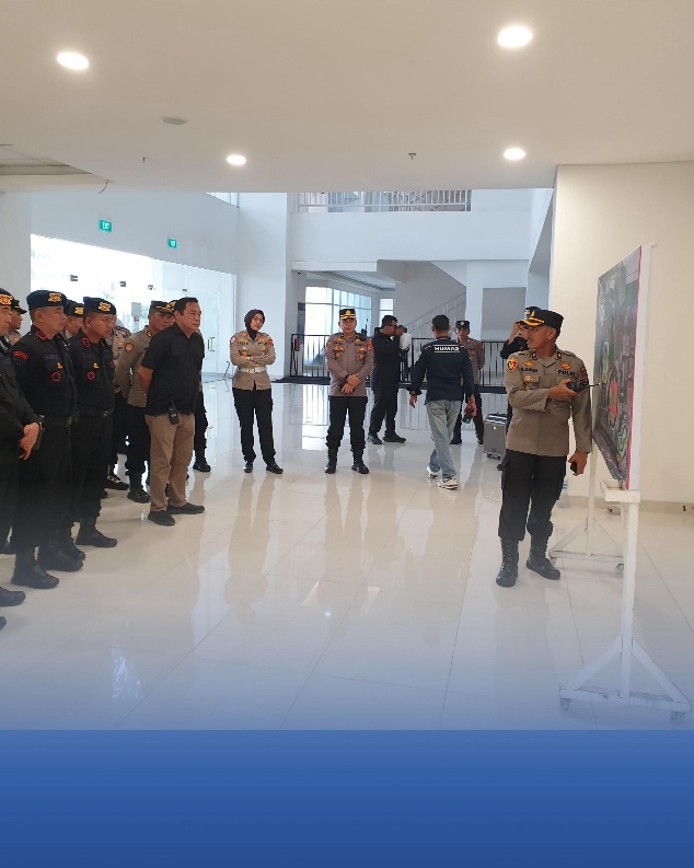 Jelang Laga PSMS vs PSPS, Tim Gegana Brimob Sterilisasi Stadion Utama Sumatera Utara