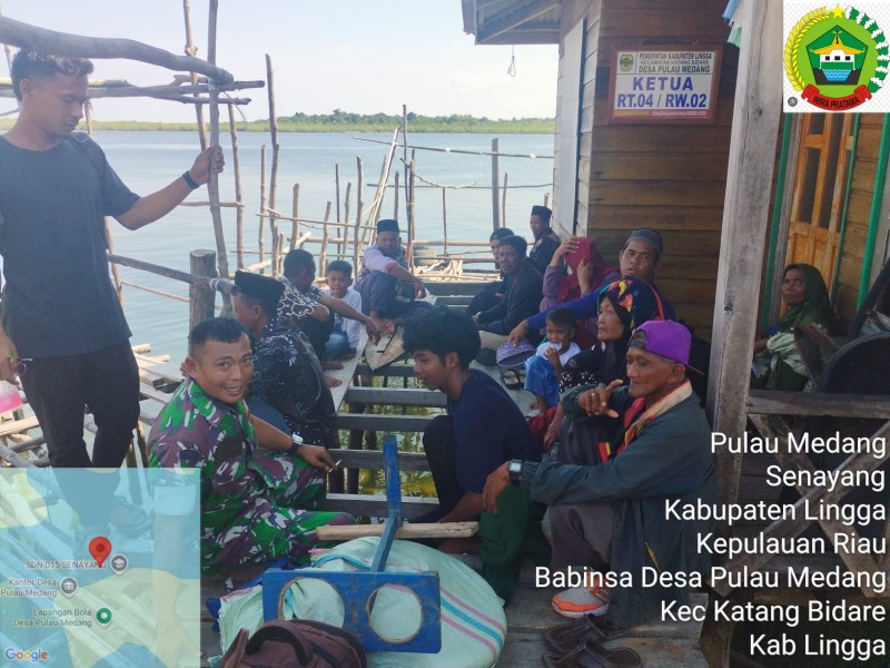 Babinsa Pulau Medang Ajak Warga Peduli Lingkungan Di Momen Lebaran, Wujud Nyata Kepedulian TNI