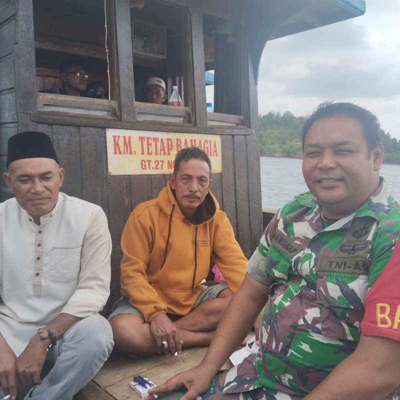 Babinsa Benan Ajak Warga Cerdas Informasi Dan Hindari Hoaks, Guna Jaga Stabilitas dan Nasionalisme