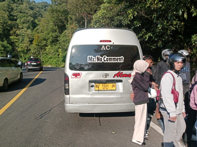 Balap Maut, Bus Almasar Sosor 2 Motor si Sibolangit, 1 Tewas