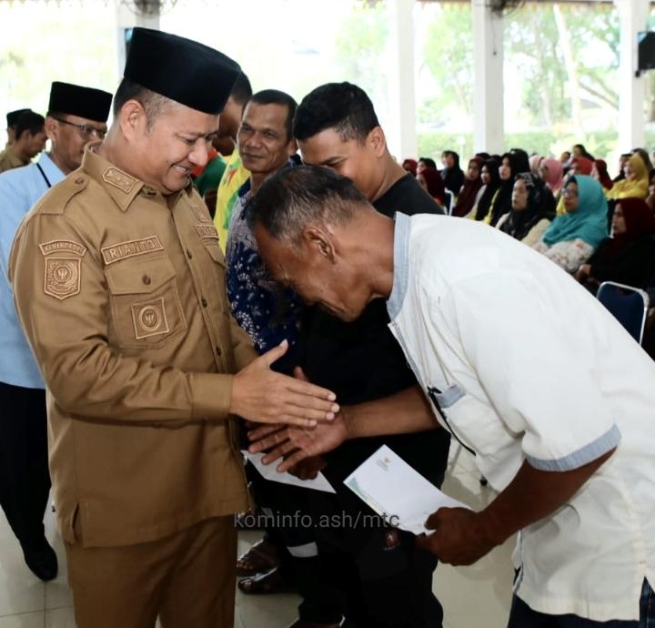 Pemerintah Kabupaten Asahan Bersama Baznas Salurkan Zakat,Infaq Dan Sedekah