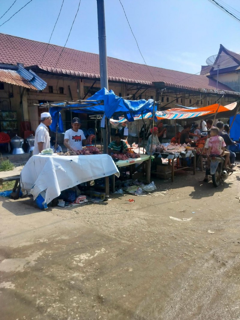 H-1 Lebaran Harga Daging Dipasar Sibuhuan Rp 170.000/Kg