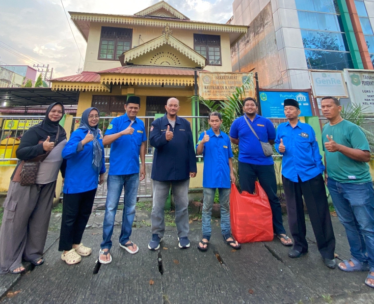 &lrm;Guntur Lubis Apresiasi Bakti Sosial Karang Taruna Medan Maimun Selama Ramadhan Berjalan Sukses