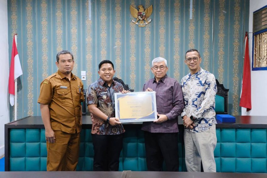 Mantap! Pemko Sibolga Raih Predikat Badan Publik Informatif Tahun 2025