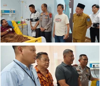 Kapolres AKBP Wahyu Endrajaya Jenguk Ketua MUI Labuhanbatu