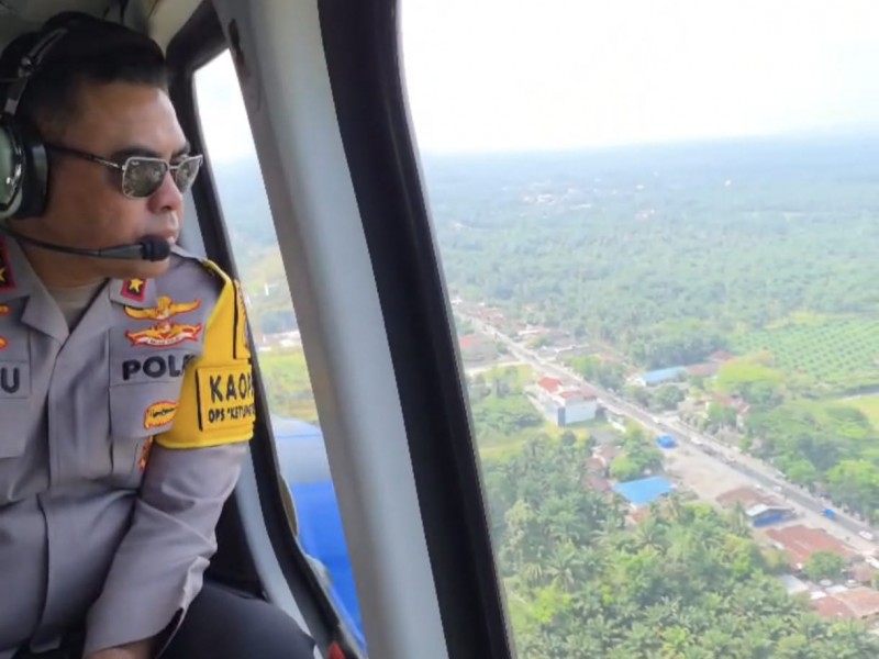 Kapolda Sumut Pantau Arus Mudik via Patroli Udara, Pastikan Jalur Aman dan Lancar