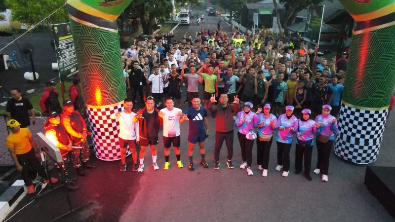 Rayakan HUT ke-76, Yonzipur 1/DD Gelar Macan Run 7.6K Bersama Komunitas Medan