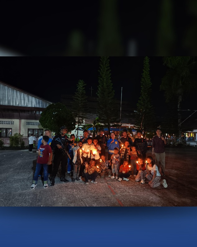 Brimob Siaga Amankan Malam Paskah di Gunungsitoli, Patroli Humanis Jaga Kamtibmas Tetap Kondusif