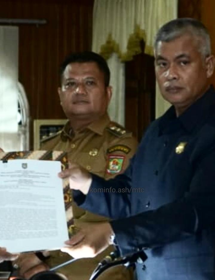 DPRD Asahan Gelar Paripurna Dengan Agenda Penyampaian Rekomendasi LKPJ Bupati Asahan TA 2025