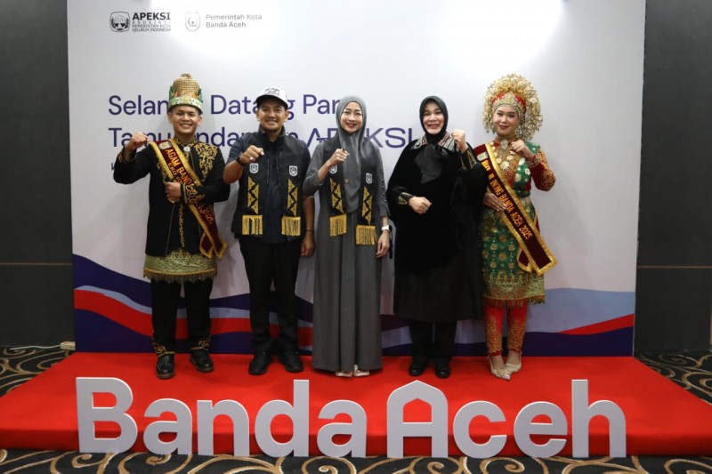 Walikota Tebingtinggi Hadiri Raker KOMWIL I APEKSI Di Banda Aceh