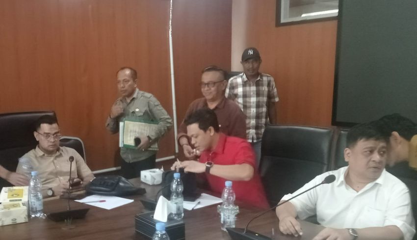 PUD Pasar Medan Akui Tak Mampu Kelola Unit, Komisi 3 DPRD Kritik Kinerja Karyawan