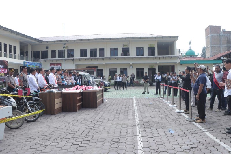 Tuntaskan Puluhan Kasus dalam 100 Hari, Kapolres Karo AKBP Pebriandi Haloho: Kami Tidak Bisa Bekerja Sendiri