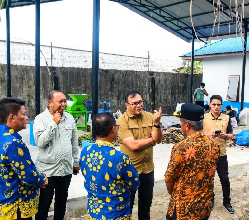 Bupati Tinjau TPS3R Pantai Labu