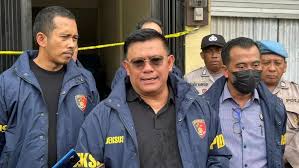Dua Tersangka Kasus Impor Ilegal Ponsel  Produk Lainnya, Diamankan Satgas Gakkum Penyelundupan Polri