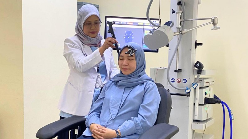 RS Adam Malik Hadirkan Teknologi TMS: Harapan Baru untuk Pemulihan Pasien Neurologi
