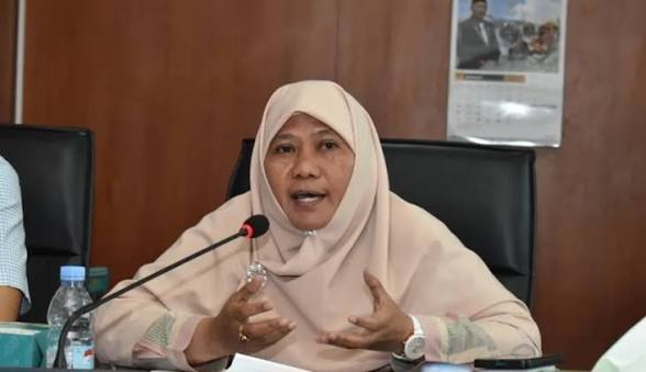 Hj Sri Rezeki  Jabat Wakil Ketua DPRD Medan