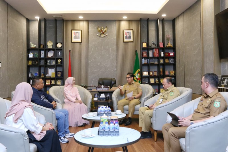 Dukung Rifani Putri Azani Lubis Menuju Grand Final Miss Hijab Sumut 2026, Rico Waas Berpesan Jadilah Duta yang Baik Bagi Generasi Muda