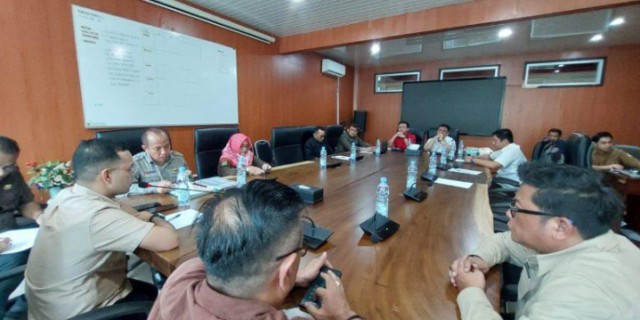 Ricuh saat RDP, DPRD Medan Rekomendasi Dirut PUD Pasar  Dicopot