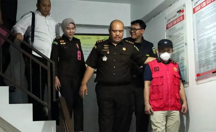 Kejari Mamuju Terima Tahap II Perkara Dugaan Korupsi Pematangan Lahan Pintu Gerbang Dengan Nilai Kerugian Capai Rp1,8 Miliar