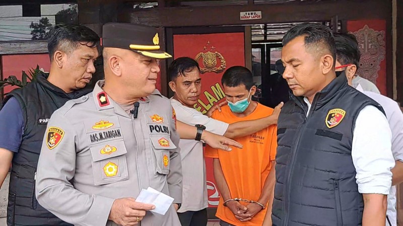 Ishak Tewas Ditikam Obeng Runcing