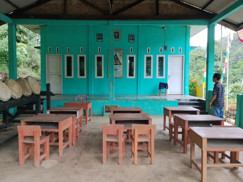 Kantor Desa Jadi Kelas? Kades Bulu Soma Akui Sementara, Janji Hentikan Penggunaan dan Pindahkan PAUD