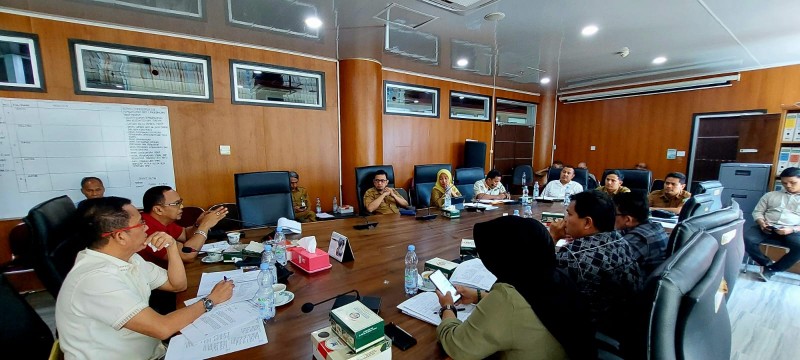Paul MA Simanjuntak : Sikat Billboard Bermasalah