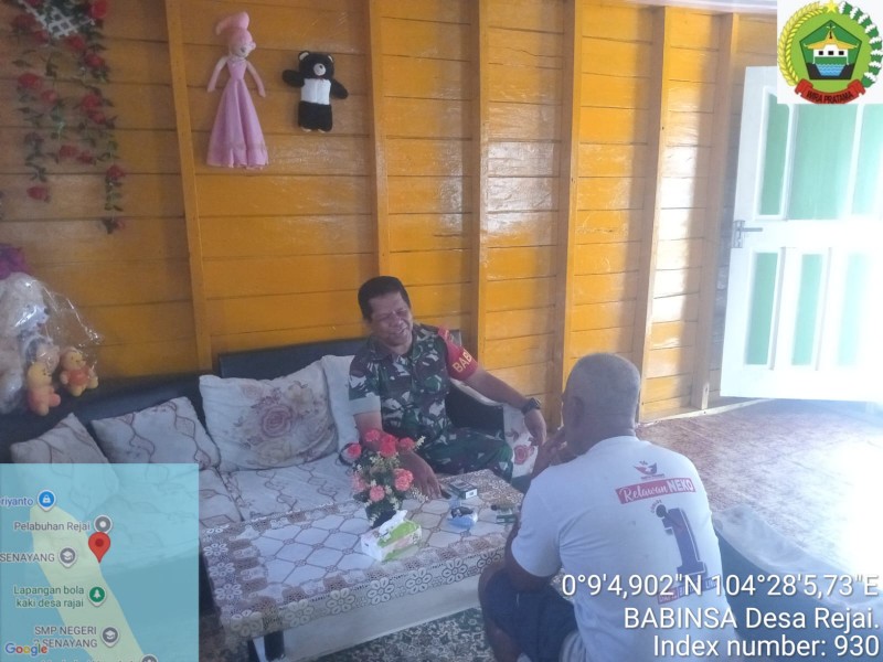 Babinsa Perkuat Sinergi dengan Aparat Desa Rejai