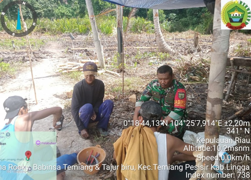 Koperasi Desa Merah Putih Hadir di Desa Temiang, Babinsa Sosialisasikan Dan Ajak Warga Dukung Demi Kemandirian Desa