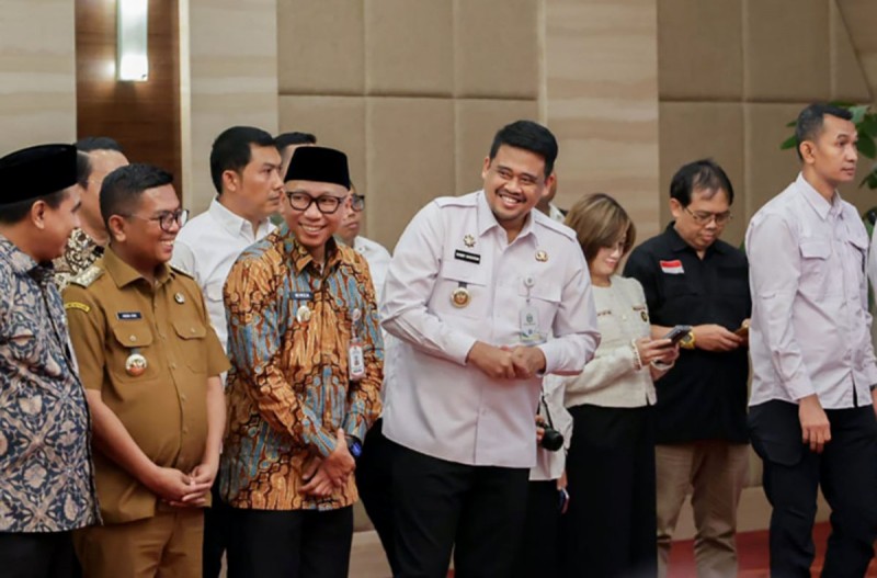 Gubernur Sumut Bobby Nasution Teken MoU PSEL dengan Danantara, Targetkan Medan Raya Bebas Sampah